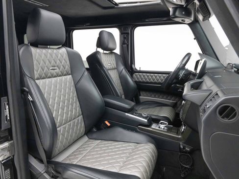 Used 2017 Mercedes-Benz G 63 AMG 4MATIC image 4