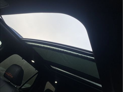 Used 2024 Honda Pilot TrailSport image 14