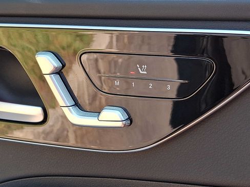 Certified 2023 Mercedes-Benz C 300 4MATIC Sedan image 23