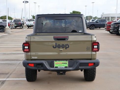 New 2026 Jeep Gladiator Willys image 5