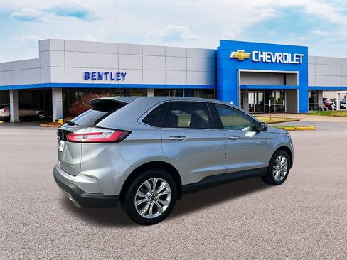 Used 2024 Ford Edge Titanium image 5