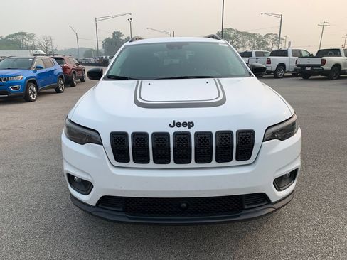 Used 2022 Jeep Cherokee Latitude AWD/4WD image 14