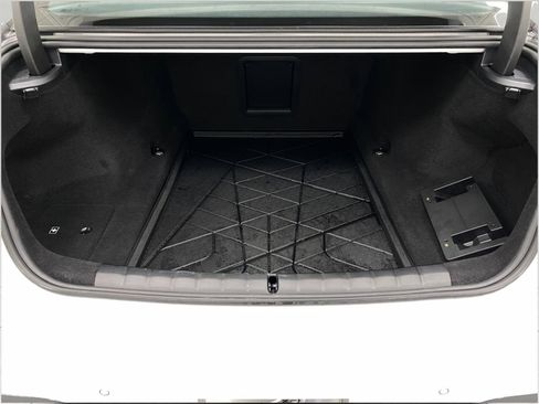 Certified 2025 BMW 740i xDrive 740I XDRIVE SEDAN image 5