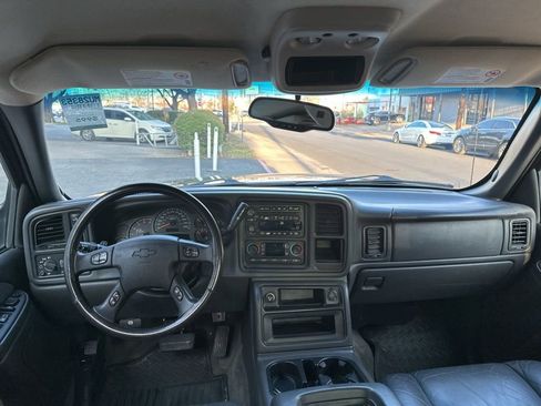 Used 2003 Chevrolet Silverado 2500 LT w/ Skid Plate Package image 18