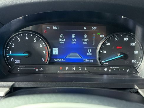 Used 2022 Ford Explorer XLT w/ Equipment Group 202A AWD/4WD image 36
