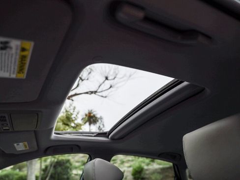 Used 2018 Honda Accord Touring image 33