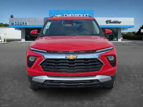 New 2026 Chevrolet TrailBlazer LT w/ Convenience Package image 2