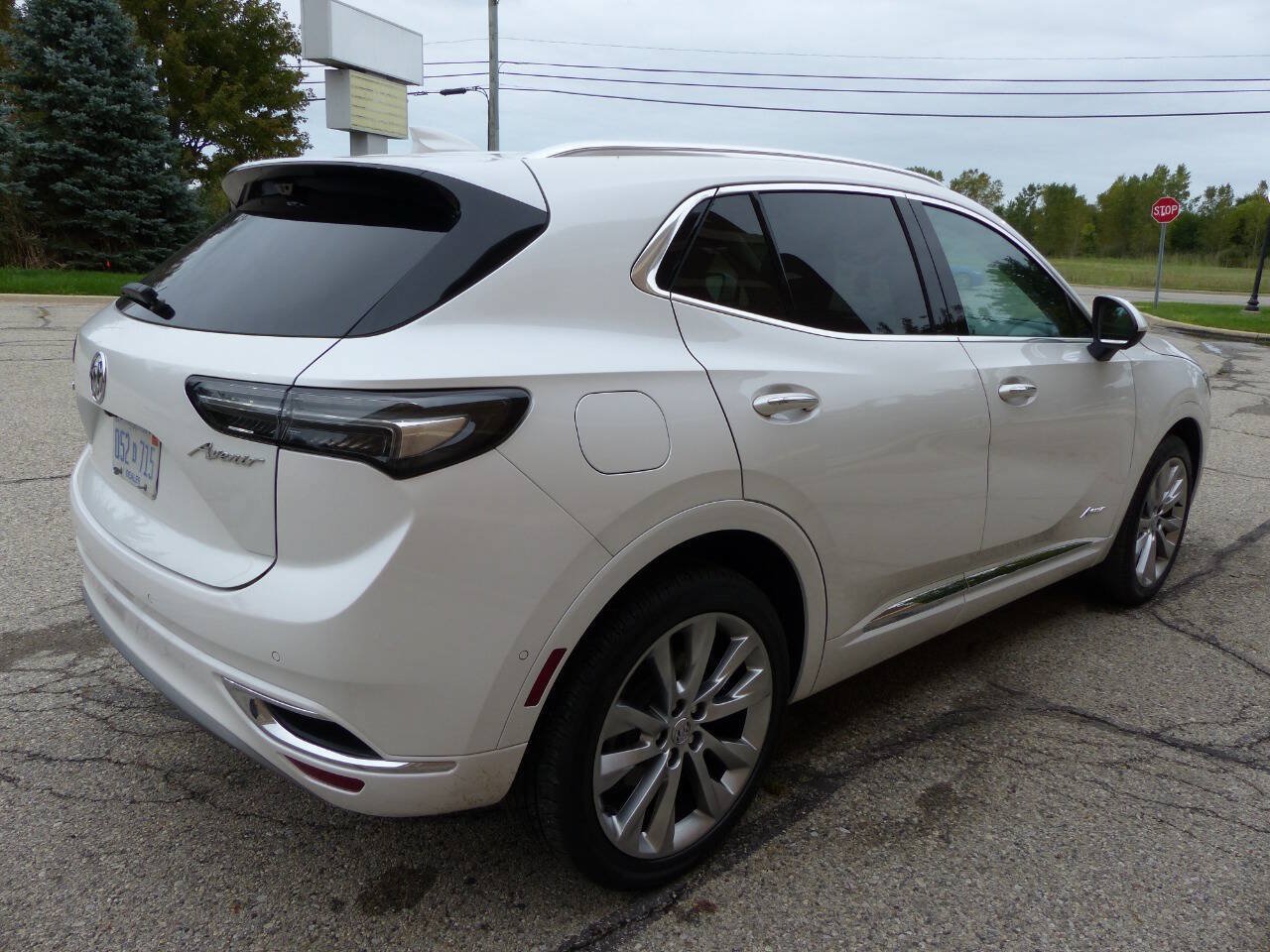 Used 2023 Buick Envision Avenir AWD/4WD image 11