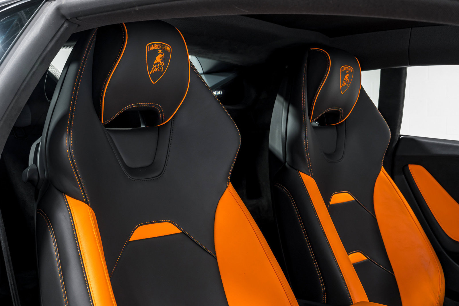 Used 2023 Lamborghini Huracan Tecnica RWD image 35