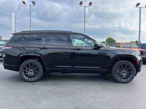 New 2025 Jeep Grand Cherokee L Summit image 29