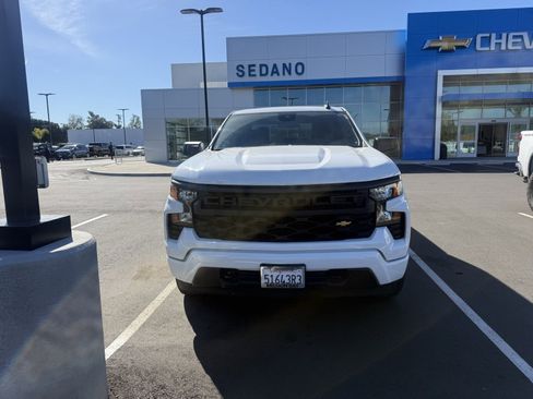 Used 2023 Chevrolet Silverado 1500 Custom image 9