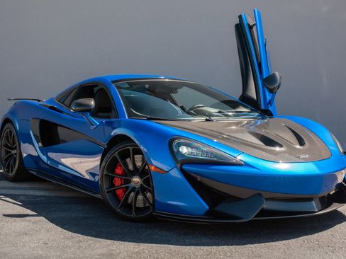 Used 2018 McLaren 570S Spider RWD image 6