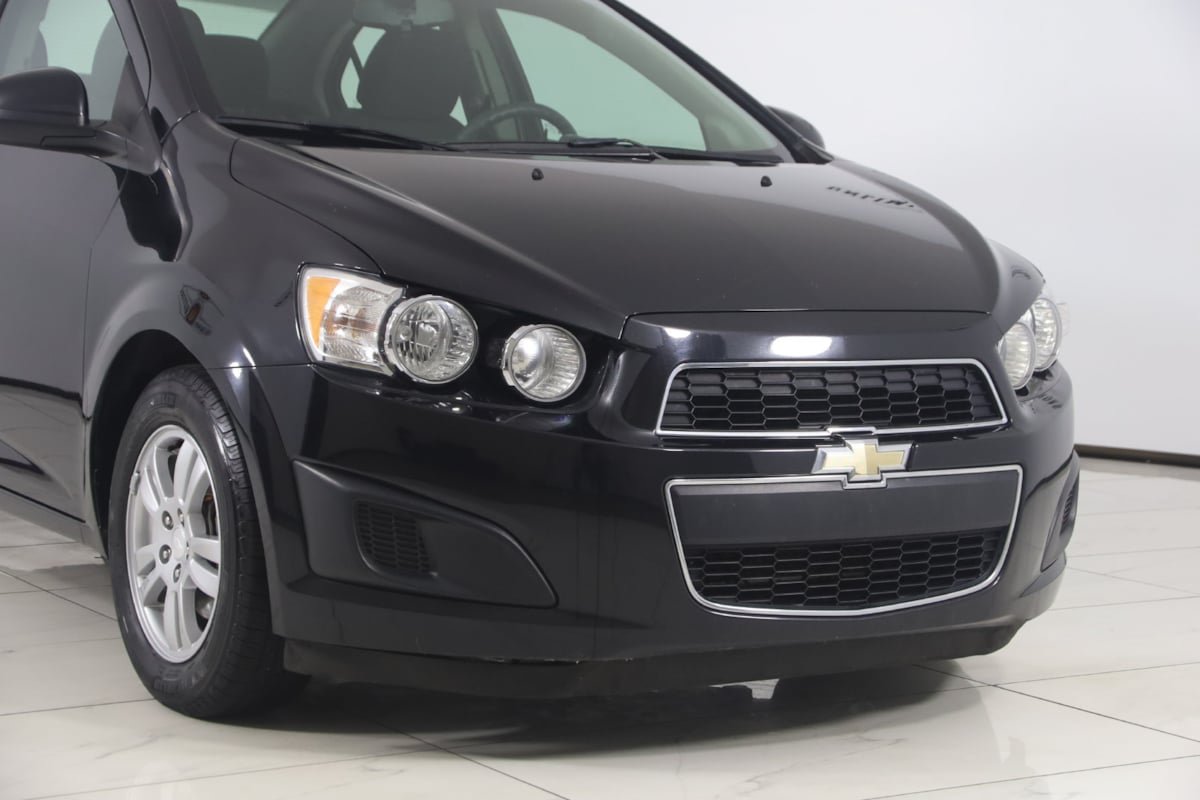 Used 2016 Chevrolet Sonic LT FWD image 26