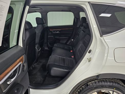 Used 2017 Honda CR-V Touring image 12