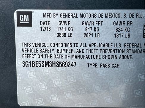 Used 2017 Chevrolet Cruze LT image 20