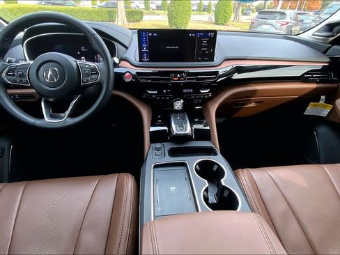 Certified 2025 Acura MDX SH-AWD w/ Technology Package image 14