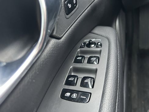 Used 2018 Volvo V90 T5 Cross Country w/ Plus Package image 16