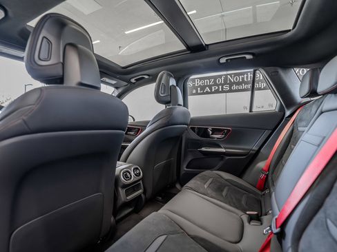 New 2025 Mercedes-Benz GLC 43 AMG 4MATIC image 26