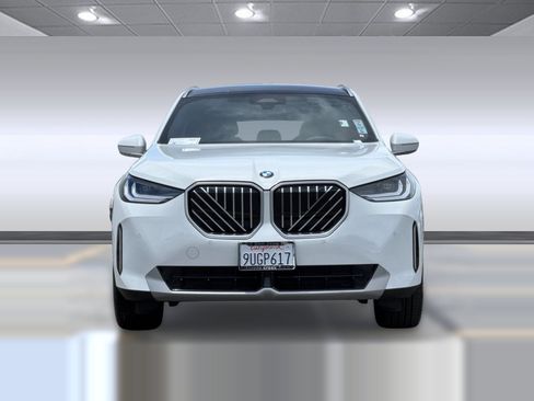 Used 2025 BMW X3 xDrive30i w/ Convenience Package AWD/4WD image 5