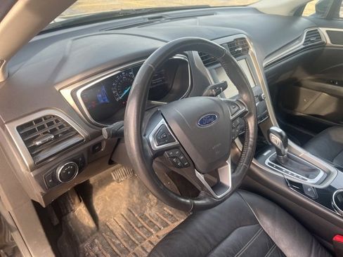 Used 2013 Ford Fusion SE image 13