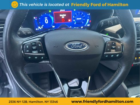 Used 2022 Ford Escape Titanium w/ Titanium Elite Package image 24