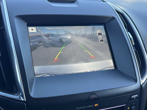 Used 2018 Ford Edge Titanium w/ Equipment Group 301A image 16