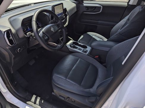 Certified 2022 Ford Bronco Sport Outer Banks AWD/4WD image 9