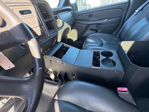 Used 2005 Chevrolet Silverado 2500 4x4 Crew Cab image 37