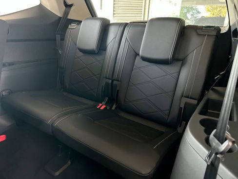 New 2026 Volkswagen Atlas SE image 42