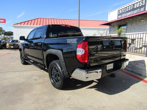 Used 2017 Toyota Tundra SR5 w/ SR5 Upgrade Package image 3