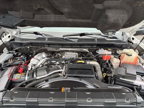 Used 2022 Chevrolet Silverado 2500 LTZ w/ LTZ Convenience Package AWD/4WD image 8