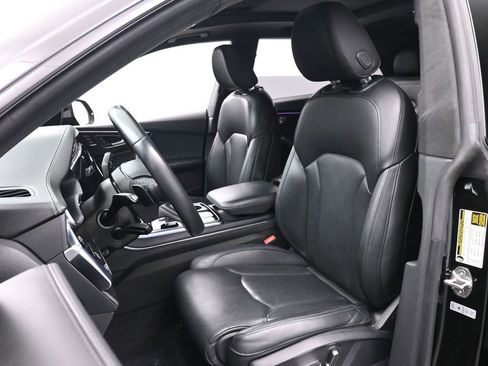Used 2023 Audi Q8 Prestige w/ Prestige Package AWD/4WD image 16