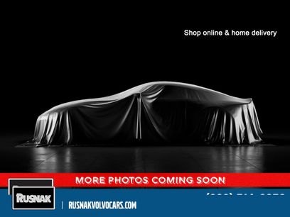 Used 2019 Volvo XC40 T5 Momentum