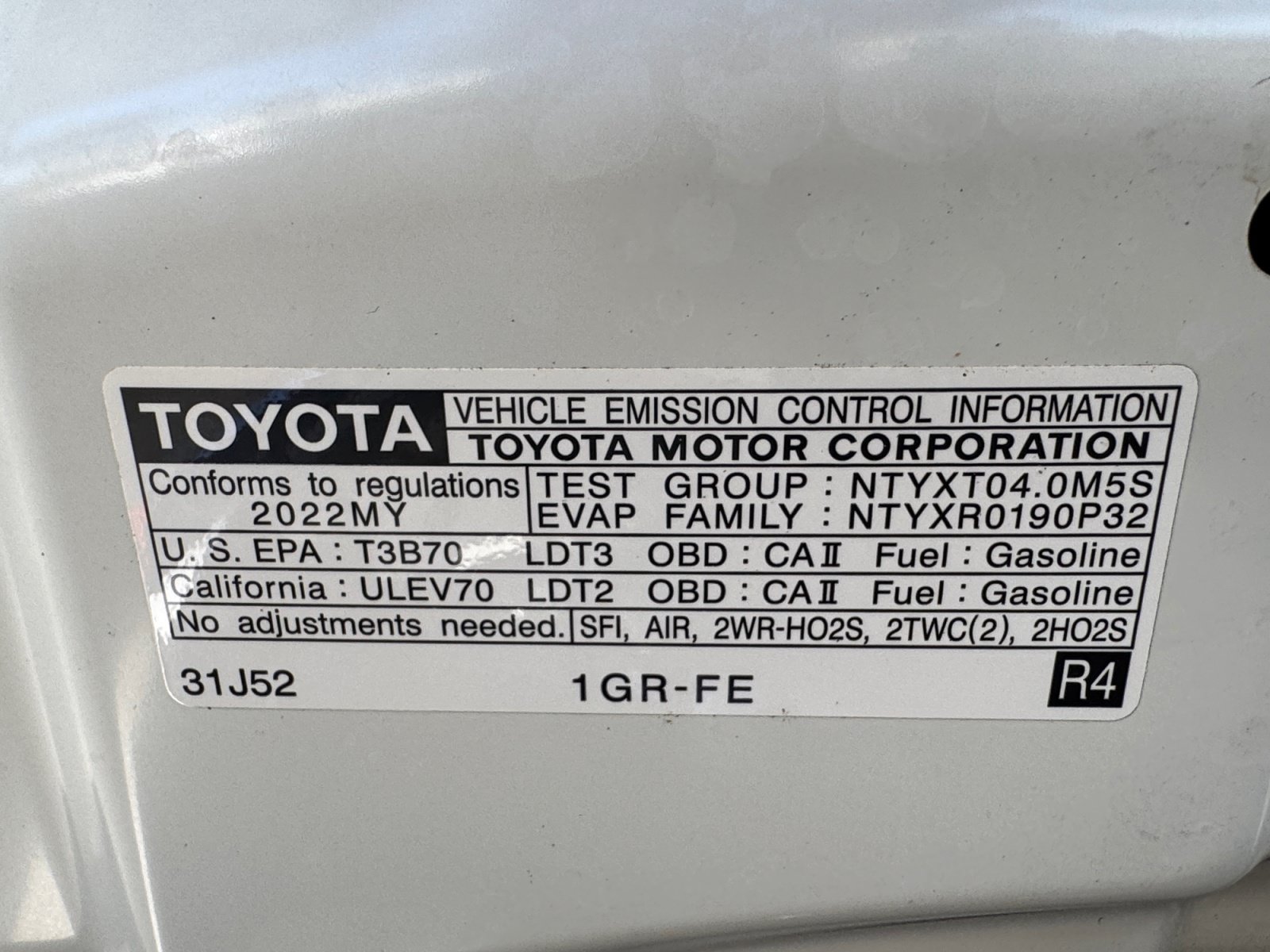 Used 2022 Toyota 4Runner SR5 Premium w/ Moonroof Package RWD image 22