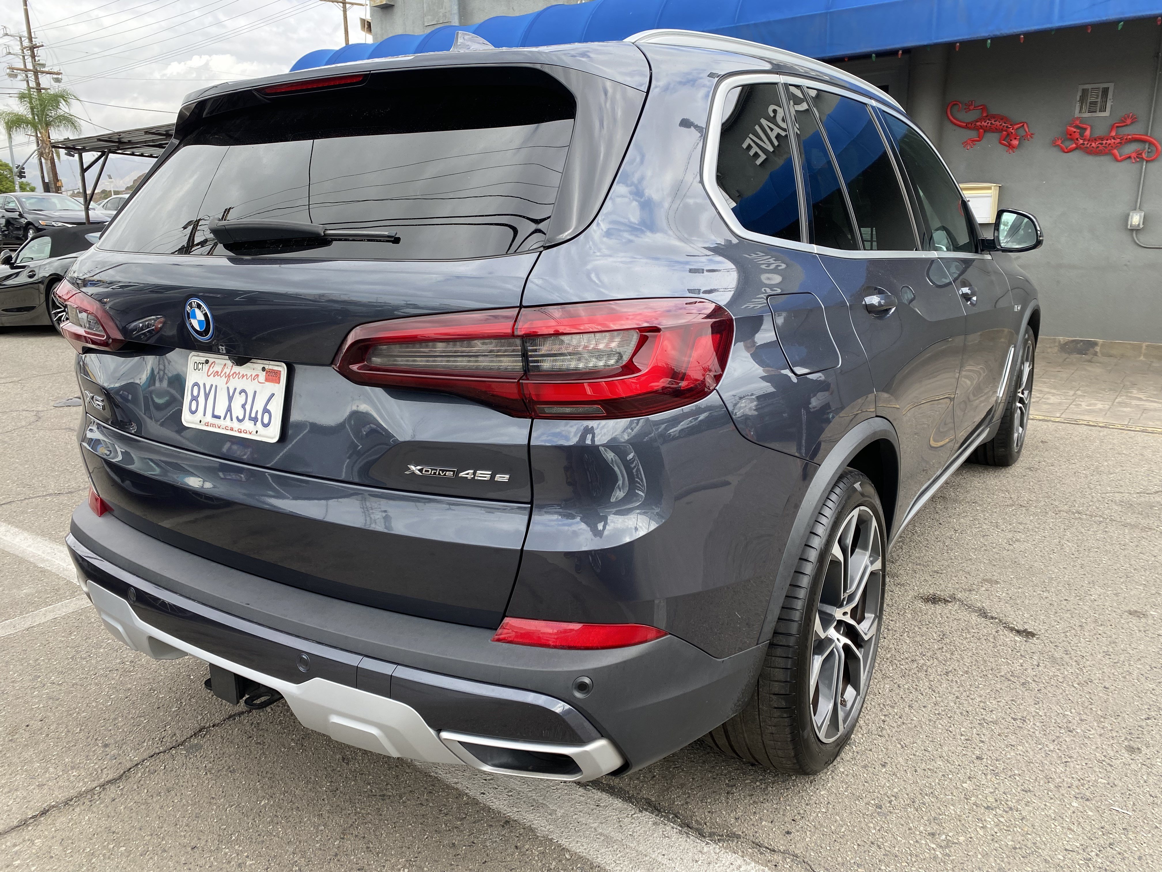 Used 2022 BMW X5 xDrive45e w/ Premium Package AWD/4WD image 12