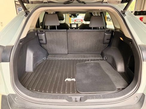 Used 2020 Toyota RAV4 XLE w/ Convenience Package AWD/4WD image 10