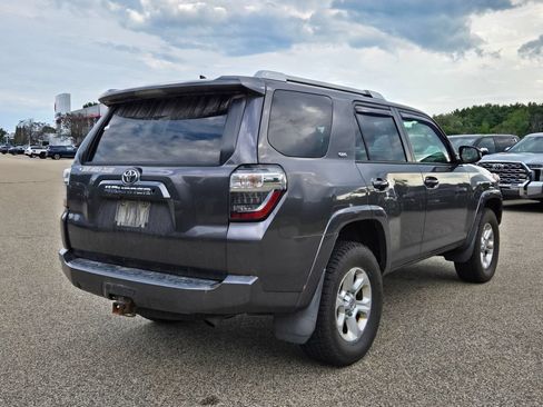 Used 2015 Toyota 4Runner SR5 AWD/4WD image 6