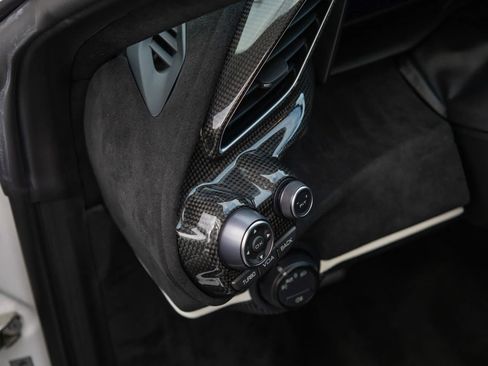 Used 2020 Ferrari 488 Pista Coupe image 52