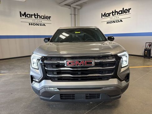 Used 2026 GMC Terrain Elevation image 2