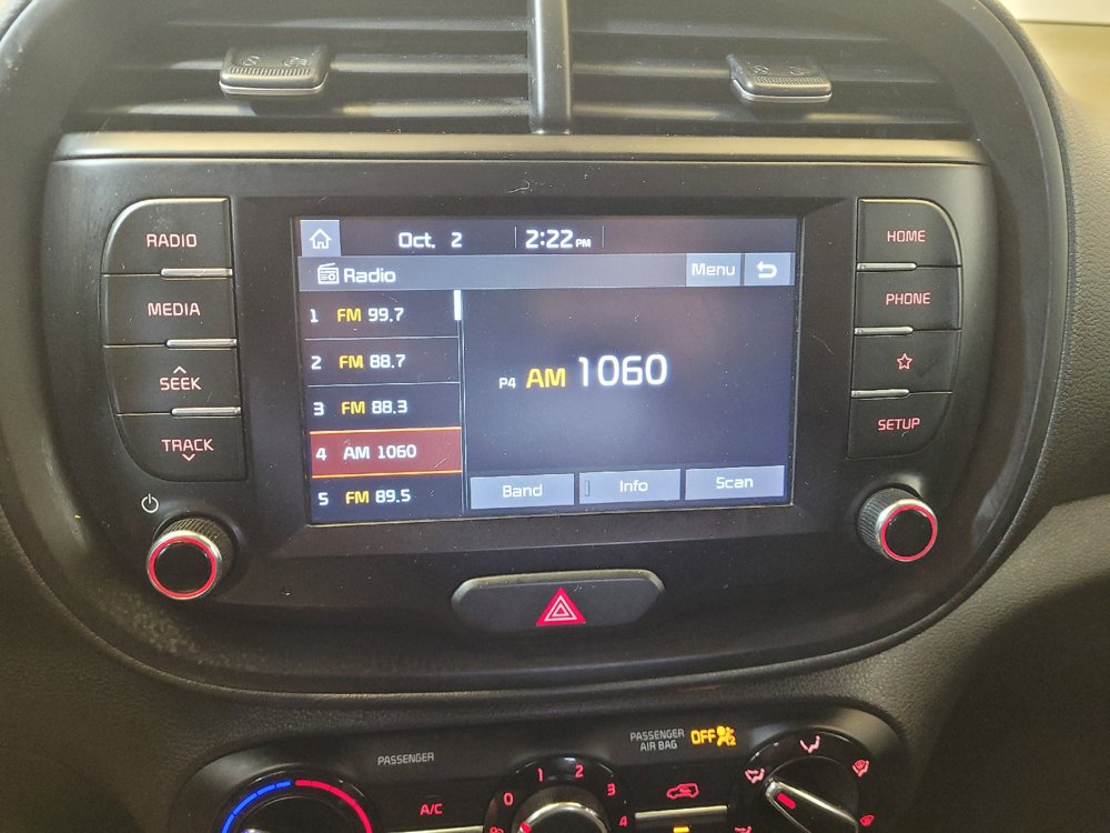 Used 2020 Kia Soul S FWD image 25