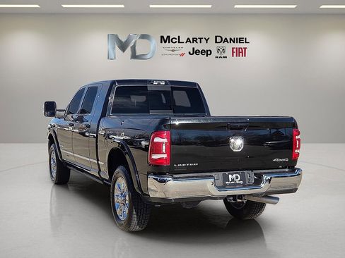 Used 2024 RAM 2500 Limited image 4
