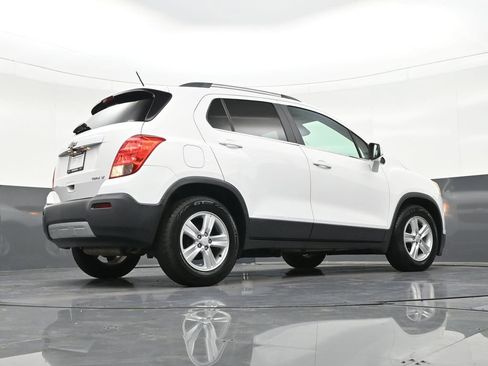 Used 2016 Chevrolet Trax LT FWD image 29