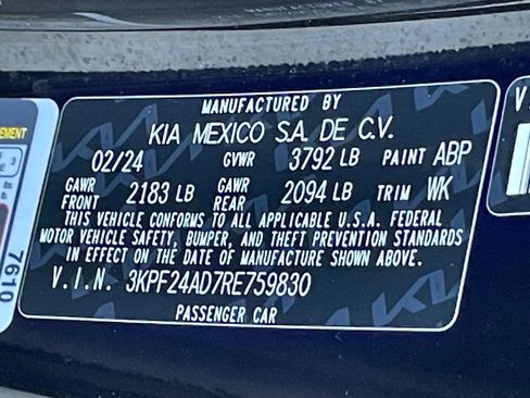 Used 2024 Kia Forte LXS FWD image 34