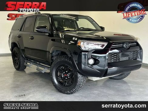 Used 2020 Toyota 4Runner SR5 Premium w/ Moonroof Package AWD/4WD image 1