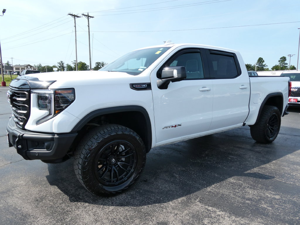 Used 2024 GMC Sierra 1500 AT4X AWD/4WD image 8