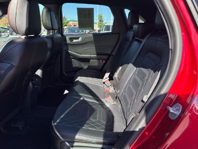 Used 2023 Ford Escape ST-Line Elite w/ Premium Technology Package AWD/4WD image 28