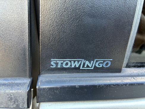 Used 2014 Dodge Grand Caravan SXT image 14