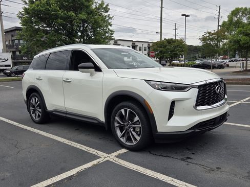 Used 2023 INFINITI QX60 Luxe FWD image 4