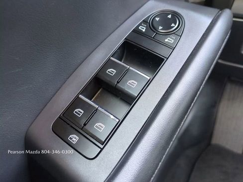 Used 2023 MAZDA MAZDA3 s image 22