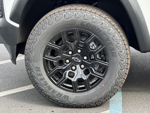 New 2026 Chevrolet Colorado Trail Boss AWD/4WD image 24